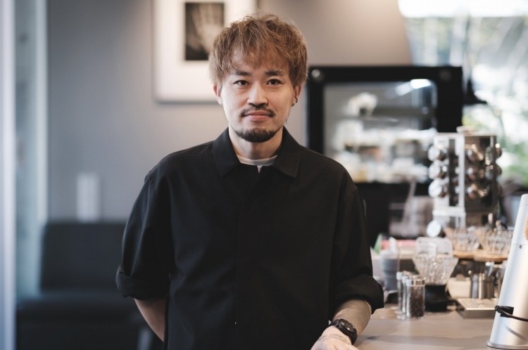 〈東京〉尾﨑数磨 理事